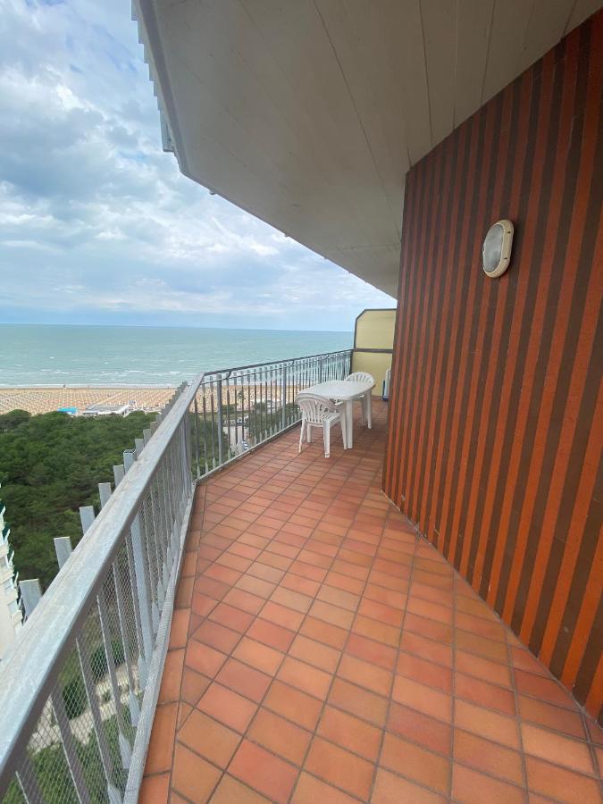Condominio Aquilone Lignano Sabbiadoro Exterior foto