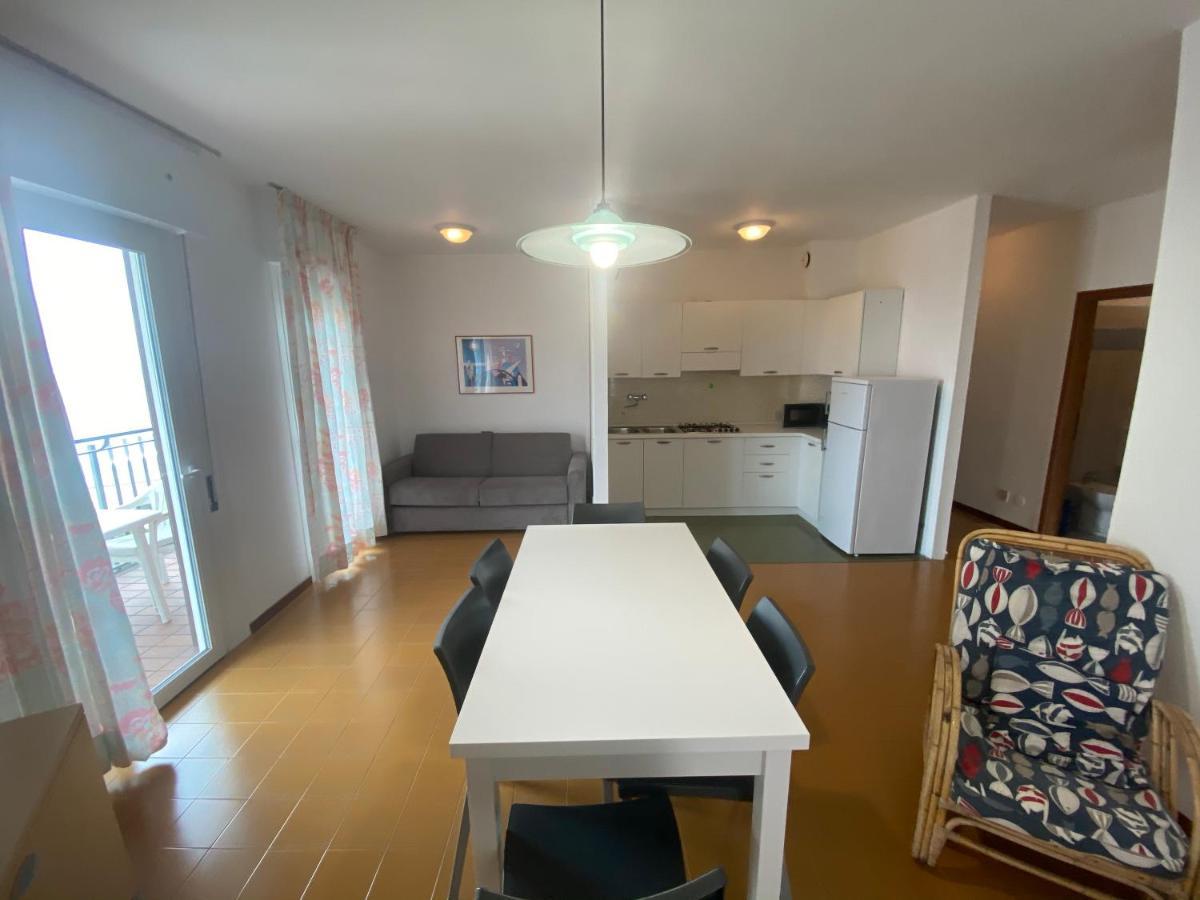 Condominio Aquilone Lignano Sabbiadoro Exterior foto