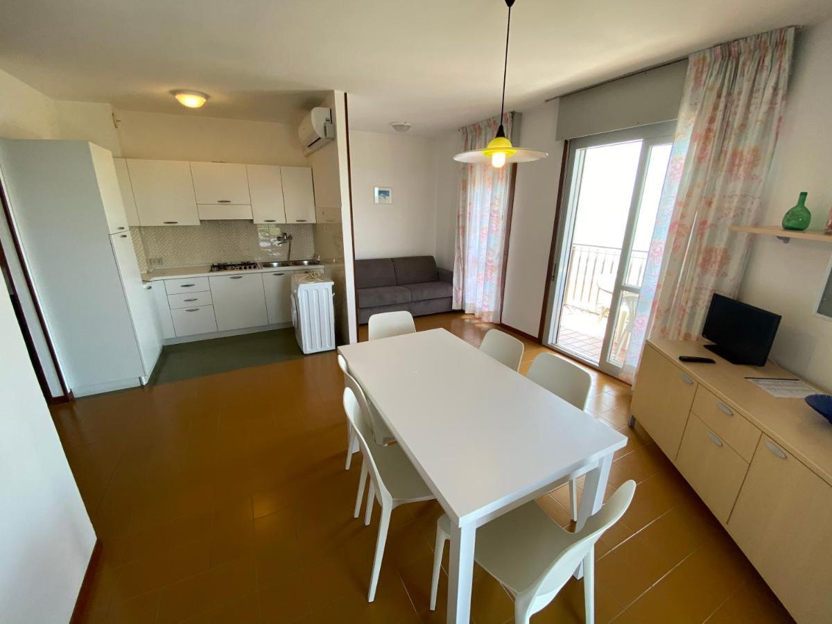 Condominio Aquilone Lignano Sabbiadoro Exterior foto